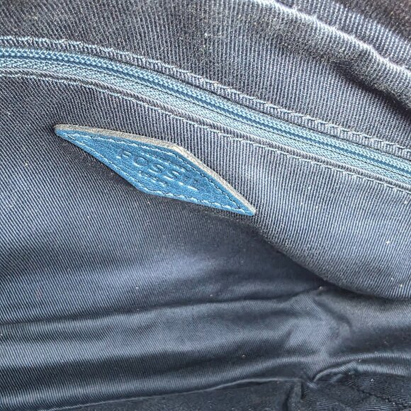 🗝️ Fossil Kendall Blue Suede Flap Fringe Crossbody ✨ Boho Western Bag 🗝️ - Picture 8 of 10